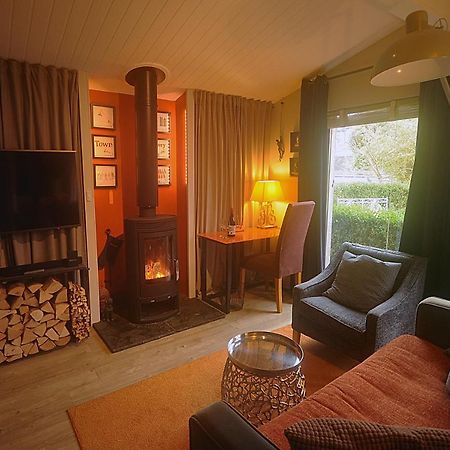 The Cabin كيلتنهام المظهر الخارجي الصورة