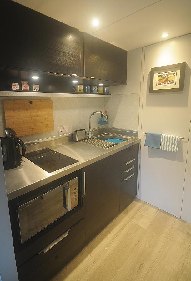 The Cabin كيلتنهام المظهر الخارجي الصورة